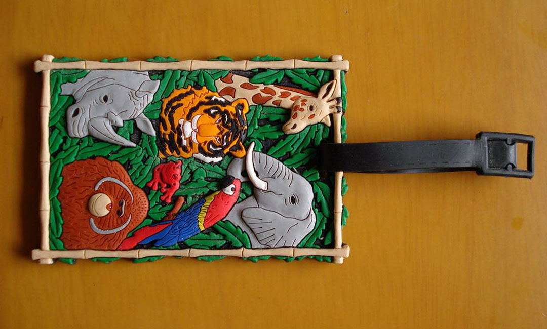 莆田博尼箱包CMS网站开发案例